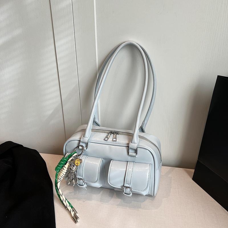 Женская сумка премиум-класса большой вместимости 2025 новая осень-зима нишевый дизайн одно плечо сумка подмышку сумка-подушка для通勤