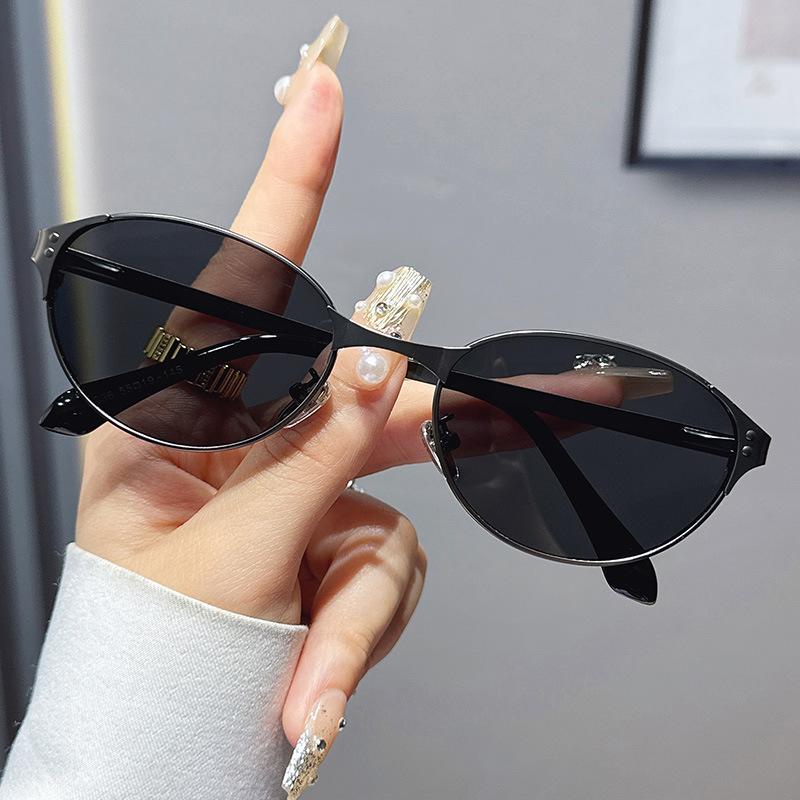 New products in the Year of the Snake UV-proof sunglasses oval frame ins fashionable versatile sunglasses