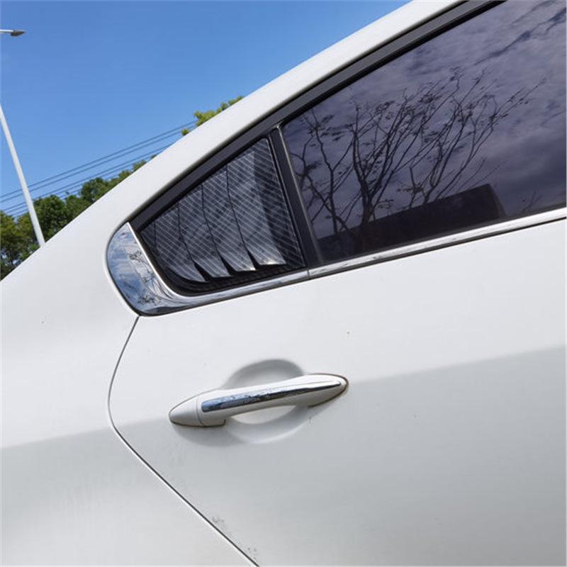 Отделка из углеродного волокна для Kia K3 2013-2018 (Треугольные жалюзи) - Стиль Мустанг