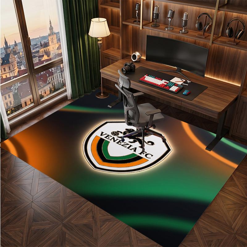 Venezia FC Football Print Crystal Velvet Rug, Comfortable Water Absorbent Non Slip Indoor Floor Carpet