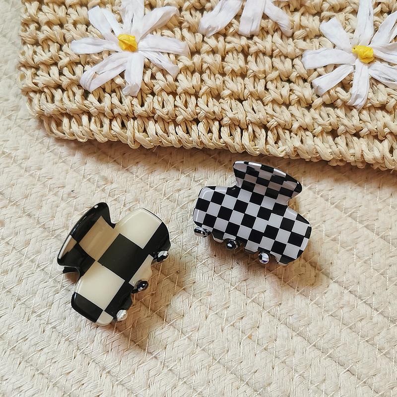 Korean Crab Hair Clip Women Acetate Hair Clips Cute Small 2.5cm Plaid Claw Clip Girls Hair Barrettes Hair Claw  Hair Accessories