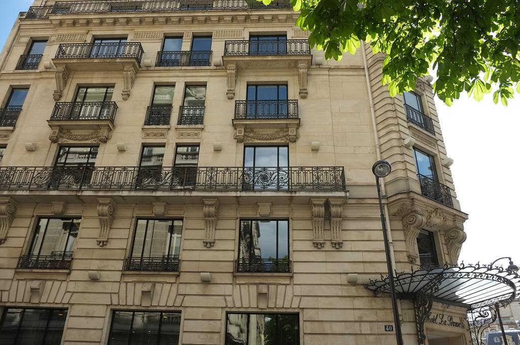 Fujifilm Широкоугольный объектив для X100 Silver F WCL-X100S