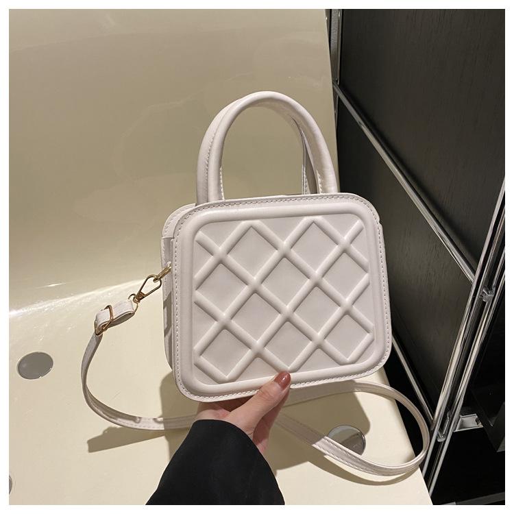 Модная иностранная ромбовидная сумка из искусственной кожи, простая и универсальная, однотонная, маленькая квадратная сумка, женская сумка, нишевый дизайн, одно плечо, переносная сумка с косым креплением