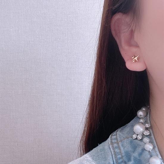 1 пара серег-пусетов со звездами, крутой стиль, однотонные серьги, маленькие легкие, антикоррозийные, антиаллергенные, блестящие, цветные, ежедневные серьги, подарок на праздник