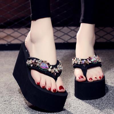 Модная роскошная женская обувь для летней носки, хрустальные жемчужные шлепанцы на танкетке для пляжного отдыха, нескользящие, каблук 11 см, высокие шлепанцы