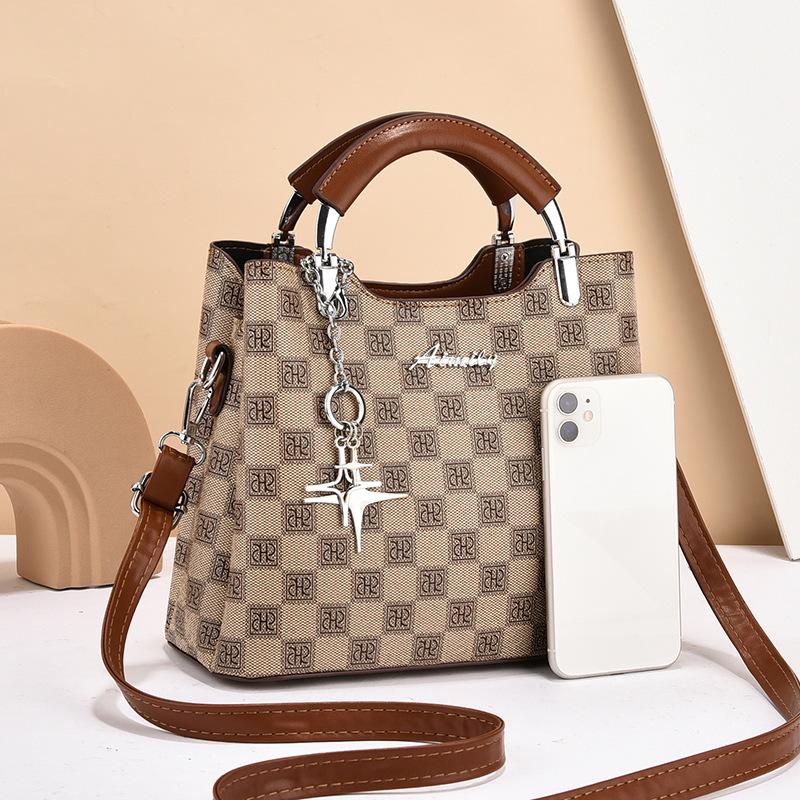 Bag Women's 2025 Autumn New Fashion Portable Tote Bag Versatile Shoulder Crossbody Bag Women's Bag Small Square Bag