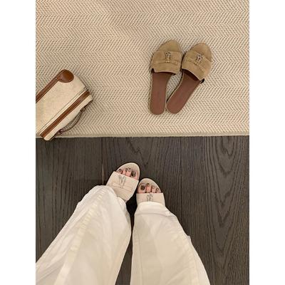 Женская обувь – Сандалии