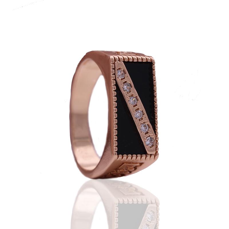 PATAYA Кольца из розового золота с инкрустацией из белого искусственного циркония и черной масляной краской