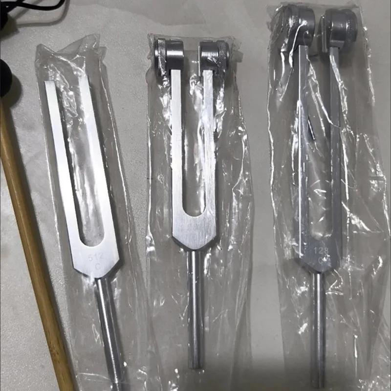 Алюминиевый камертон 128 Гц 256 Гц 512 Гц Набор камертонов Исцеление Массаж Стандартный Профессиональный Золотой с подставкой Терапия чакр