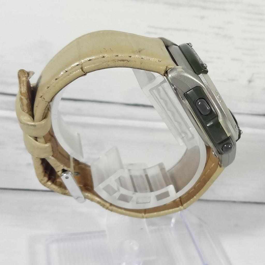 Used CASIO PRO TREK for Ladies with Thermometer, New Battery, Working Condition: Good
