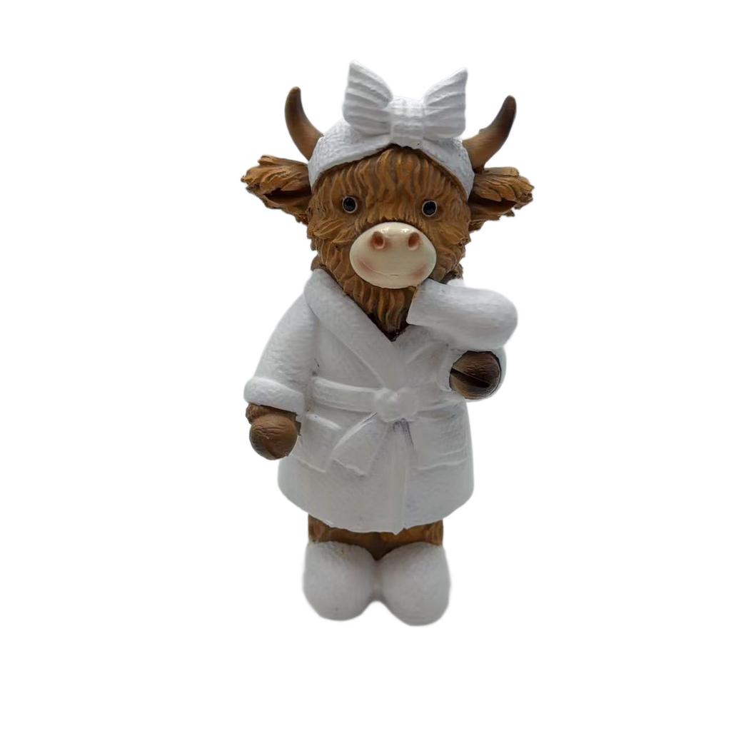 Adorable Highland Cow Resin Ornament Bathroom Home Decor Couple Creative Art Piece Cream Style