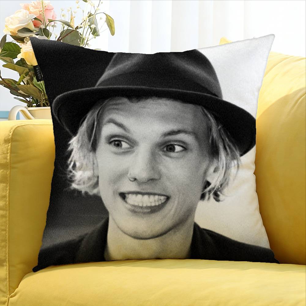 Actor JJamie Campbell World Various Sizes Square Pillow Case For Car Home Bedchamber Decor