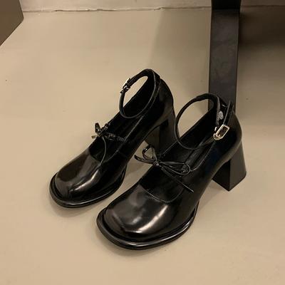 Осень Новые Туфли на Толстом Каблуке Женские Квадратный Носок Мелкий Вырез Бант-бабочка Противоскользящие Износостойкие Туфли на Высоком Каблуке