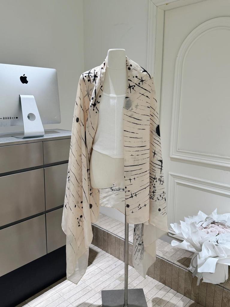Women's Starry Print Shawl: Summer Sheer Cover-Up for Beach Photos & Sun Protection