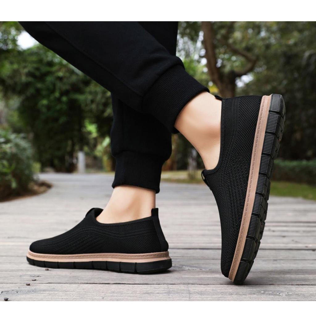 Men's Shoes Summer Breathable New One Foot Cloth Shoes Fly Woven Odorless Feet Versatile Casual Shoes