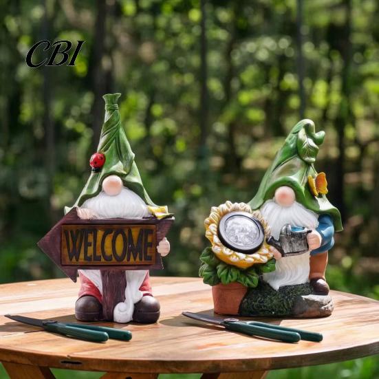 Solar Energy Garden Light Gnome Statue with Light, Cute Resin Watering/Holding Plaque/Pumping Waterproof Patio Decorative Figurine Water Sculpture for