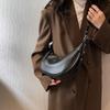Crescent Armpit Bag Women's Bag New Niche Fashion Dumpling Bag Texture Semi-round Portable Shoulder Bag