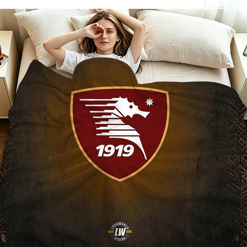 US Salernitana 1919 Print Flannel Blanket High Quality Warm Comfortable Cover for All Seasons Perfect for Gifts Home Decor
