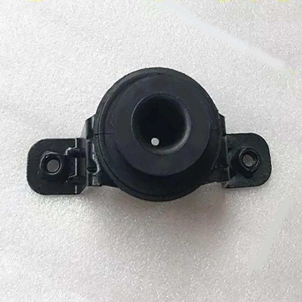 Кронштейн крепления радиатора 25333-C1000 для Hyundai Sonata 2014-2017 (Болтовое соединение)