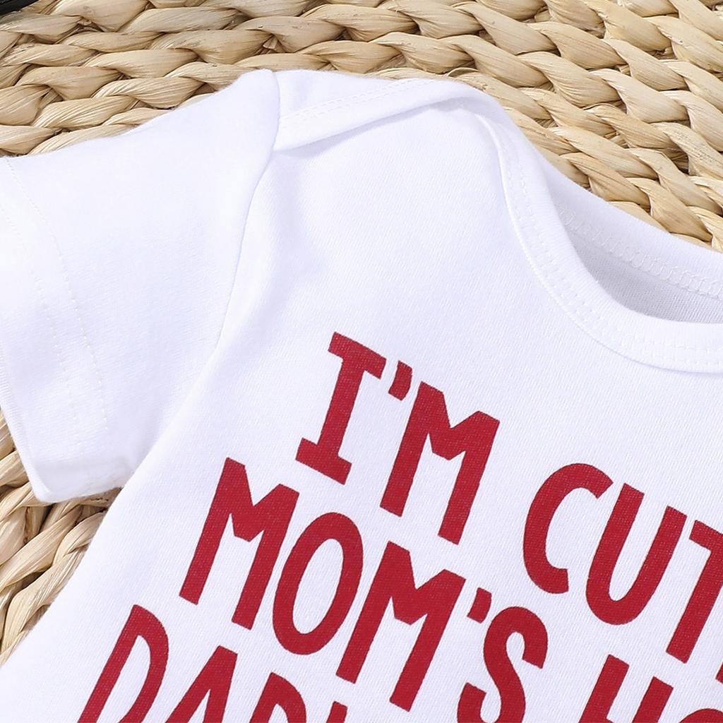 Боди для новорожденного из хлопка с принтом «Я милая мамочка, горячий папочка, счастливый» с короткими рукавами