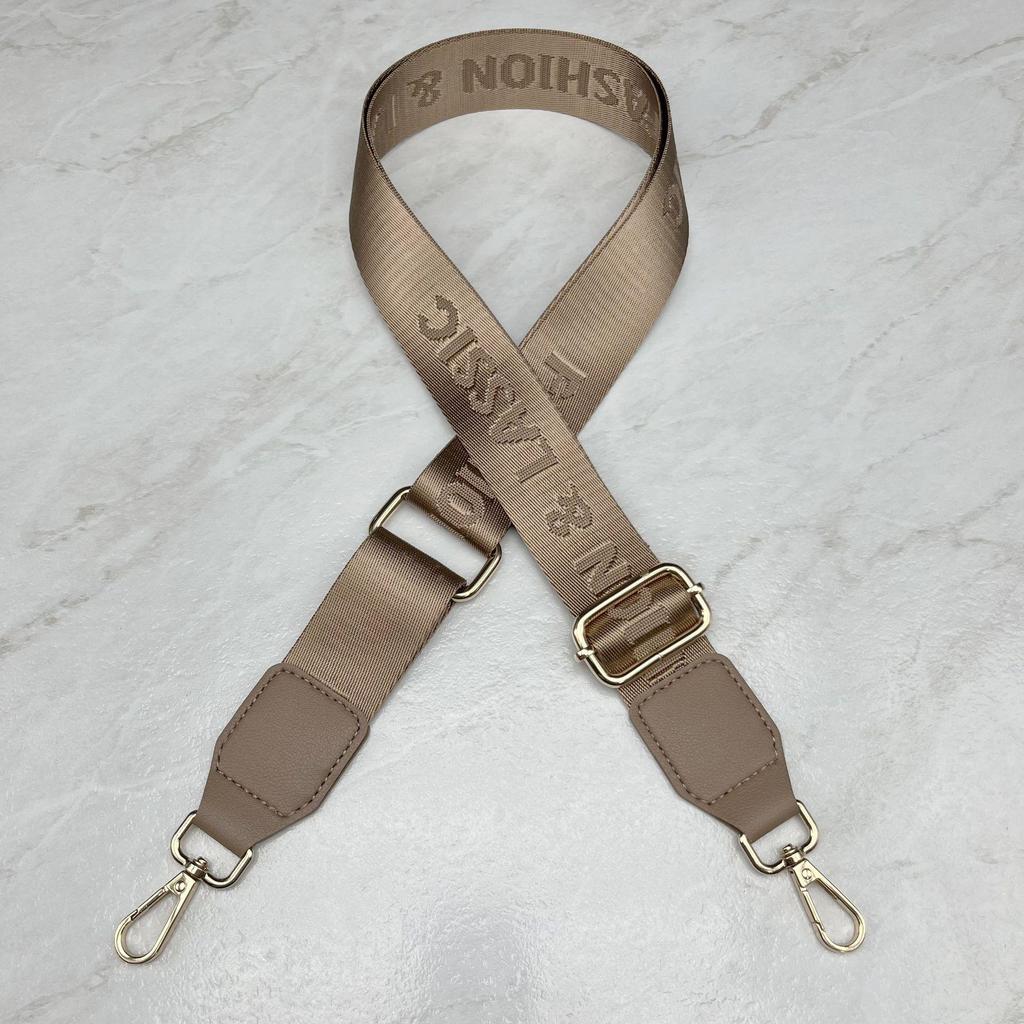 Регулируемый модный ремень для женской сумки через плечо с буквенным принтом - широкий тканый аксессуар.