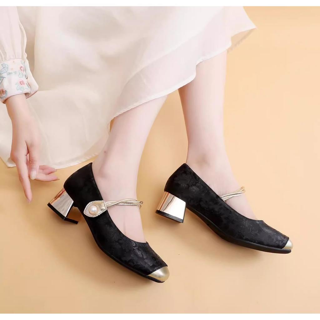 Single Shoes Women's New Summer Comfortable Medium Heel Mary Jane Shoes Soft Sole Soft Surface Thick Heel with Skirt