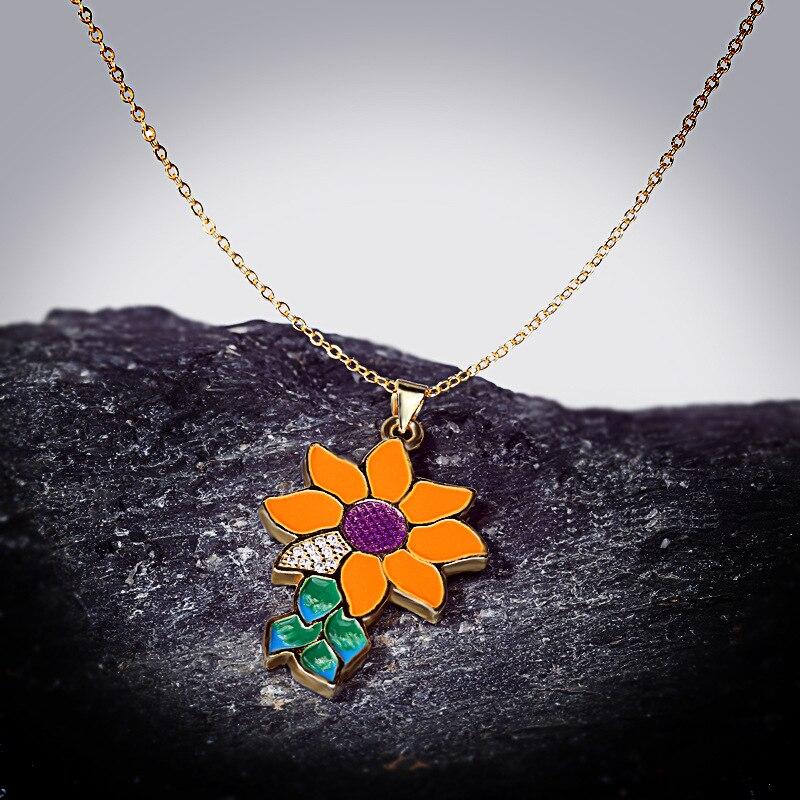 Classic Multicolor Sun Flower Pendant Lady Necklace for Jewelry Sweater Chain Handmade Enamel Lady Jewelry Luxury