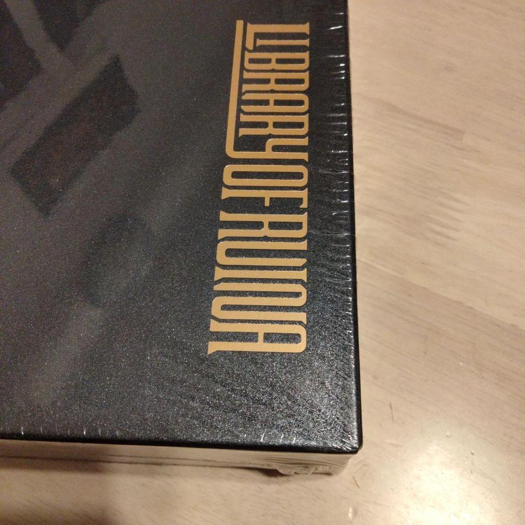 [Б/У] Артбук Library of Ruina с виниловой пленкой