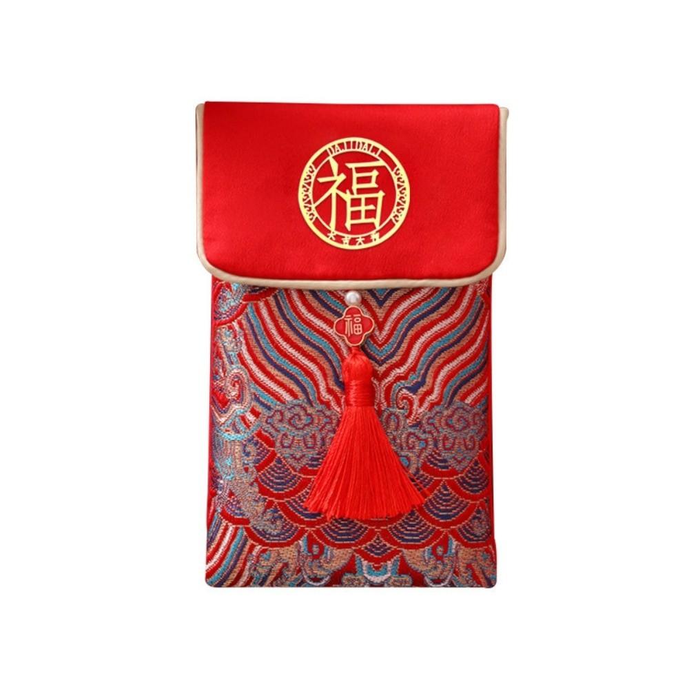 Exquisite Blessing Words Brocade Red Envelop Best Wishes Embroidery Hongbao Lucky Button Red Pockets Graduation Dinner