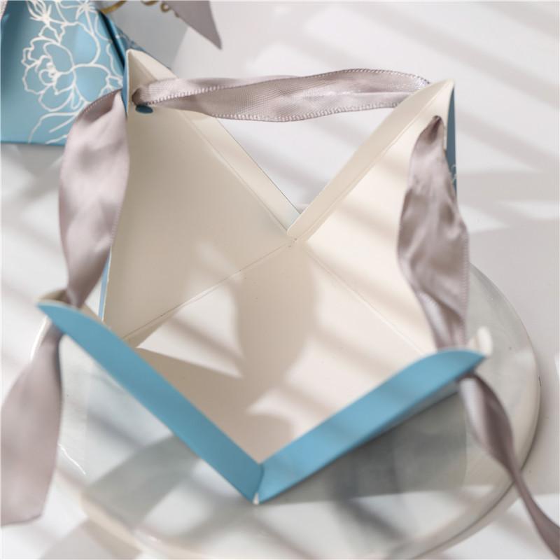 25 шт. Красная бронзовая коробка для конфет «Счастливая», креативная, в европейском стиле, маленькая, свежая, сувенирная, треугольная свадебная коробка