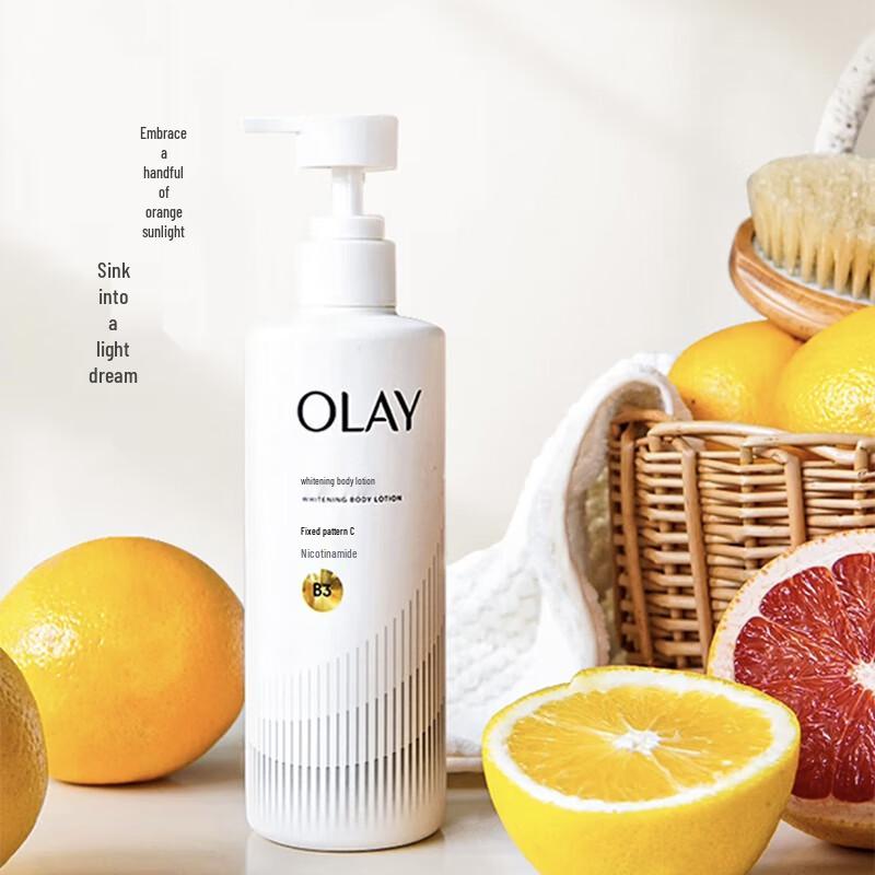 Olay Осветляющий и выравнивающий тон кожи лосьон для тела с ниацинамидом