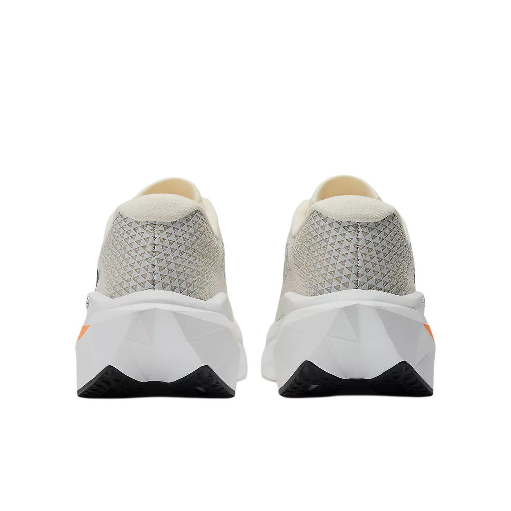 New Balance FuelCell SuperComp Trainer v3 Мужские Ангора Горячий Манго Черный MRCXCA4