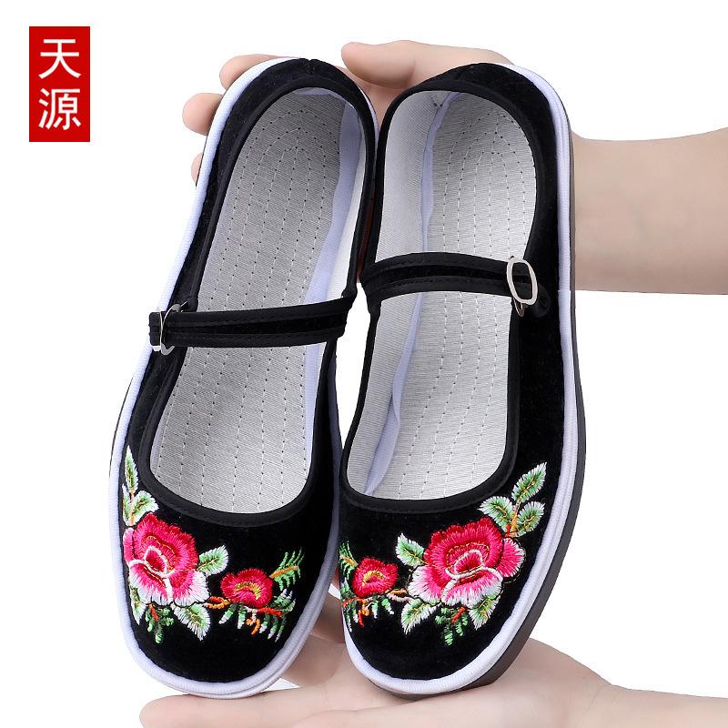 Старые пекинские матерчатые туфли вышитые туфли женские в этническом стиле ручная работа ретро матерчатые туфли на плоской подошве для среднего и пожилого возраста мелкий рот бабушки грех