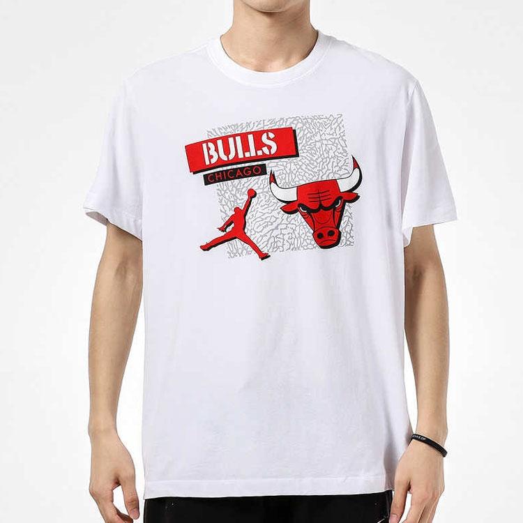 Мужская белая футболка Air Jordan Chicago Bulls с баскетбольным спортивным принтом, круглым вырезом и коротким рукавом DA6611-100
