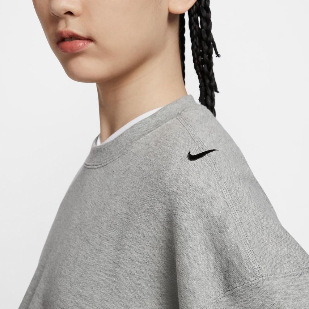 Nike Удобный укороченный женский пуловер с круглым вырезом, средне-серый FV7510063
