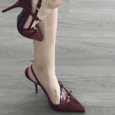 Красивый!!! Универсальные красные туфли на высоком каблуке, лакированная кожа с маленьким квадратным носком, сексуальные босоножки на высоком каблуке с закругленным носком для женщин