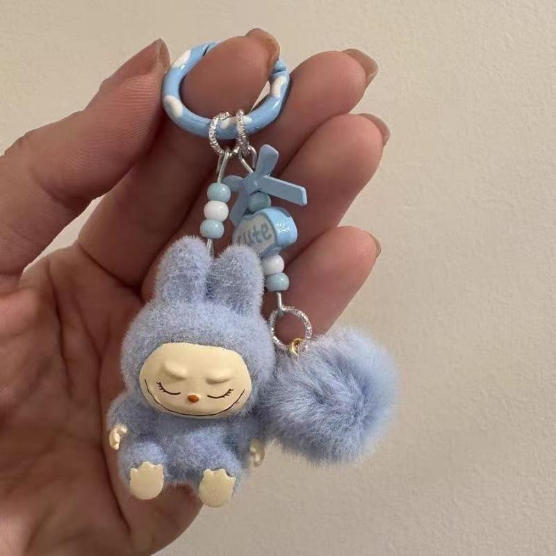 Милый брелок из флокированной ткани с помпонами и дизайном персонажей