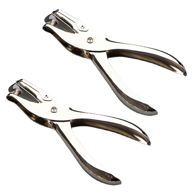 Маленькие плоскогубцы для прокалывания отверстий в картонных карточках для скрепления листов