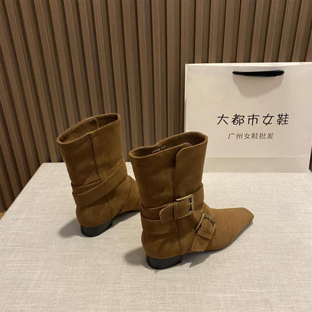 Британский стиль короткие ботинки женские осень и зима 2025 новый модный зарубежный стиль пряжка ретро универсальные маленький квадратный носок ботильоны