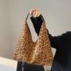 Stylish Leopard Print Tote Bag For Women Large Capacity Chic Retro Shoulder Bag