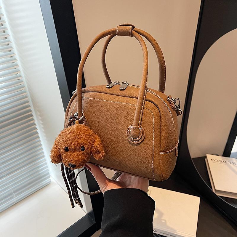 Retro Fashion Armpit Bag Women's New Maillard Bowling Bag New Trend Literary and Casual Shoulder Bag