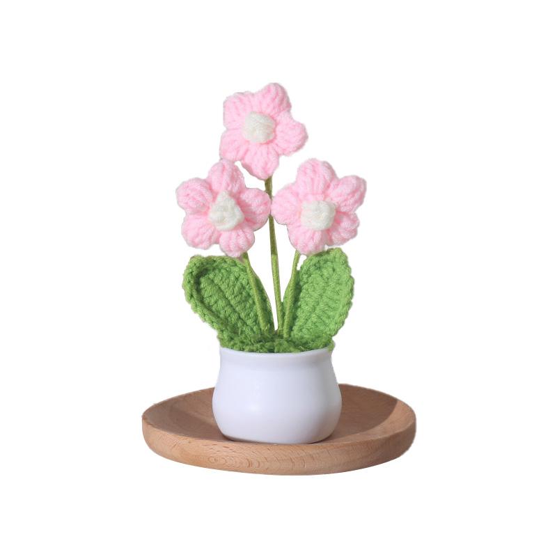 Вязаное вручную шерстяное маленькое растение в горшке с тремя цветами, украшение для рабочего стола, подарок