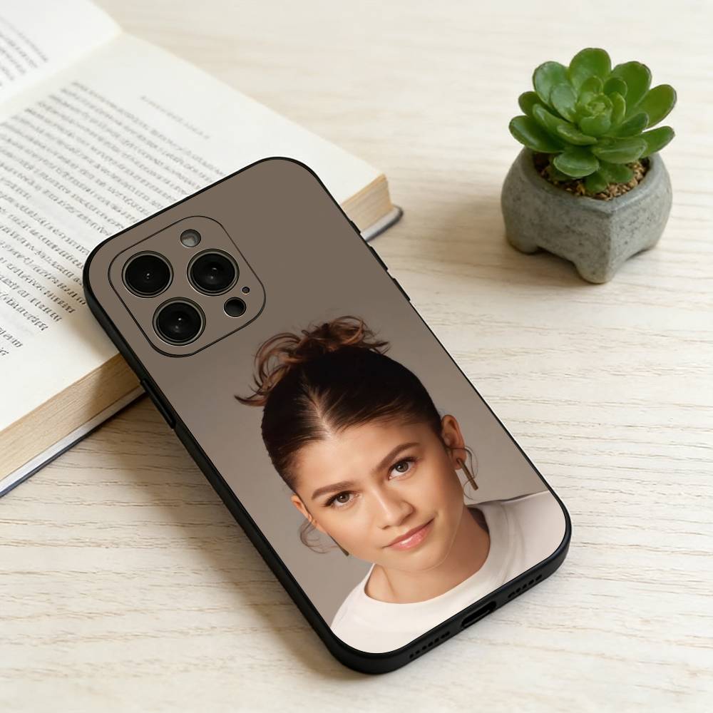 Чехол для телефона Z-Zendaya Силиконовый Мягкий Для IPhone 17 16 15 14 13 12 11 X XR Plus Pro Max Plus