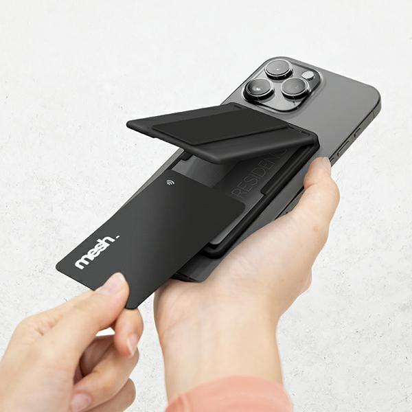 UNIQ Heldro ID Magnetic Wallet with Kickstand and Wristband Black/Midnight Black