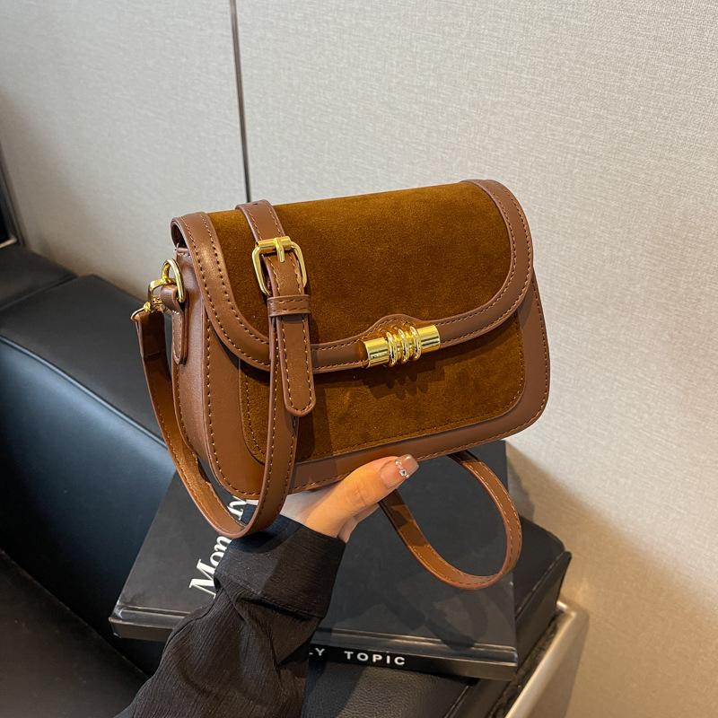 Модная маленькая сумка женская 2024 новая высококачественная универсальная сумка через плечо повседневная маленькая квадратная сумка для поездок на работу сумка-мессенджер