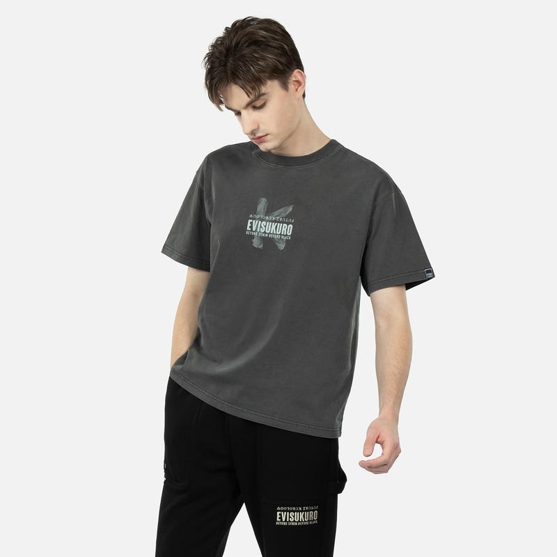 EVISU T-Shirts Men's Crew Neck Moderate Straight Fit 2ESGNM3TS612RXCT