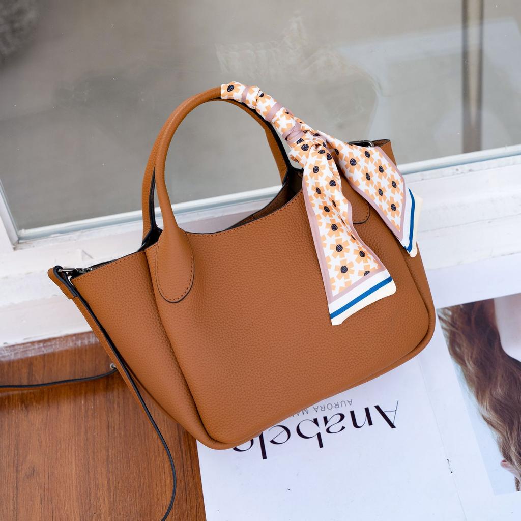 Cowhide Women's Bags Single Shoulder Women's Bags Niche Fashion Practical Bucket Bags Portable Soft Leather Shoulder Bags