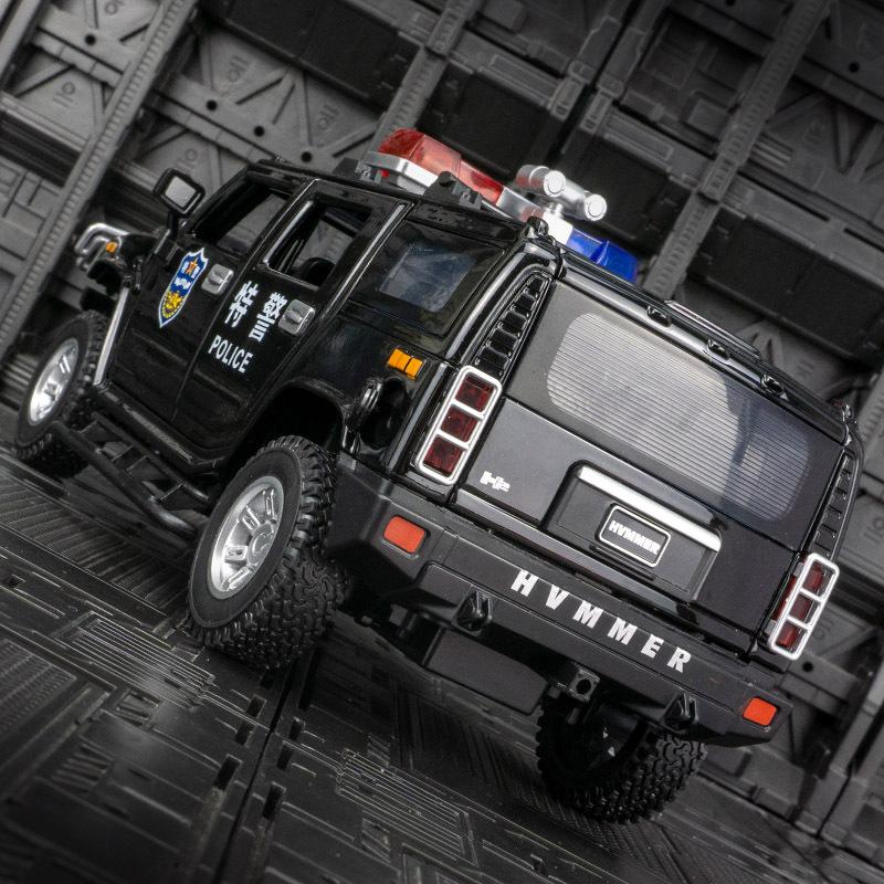 Моделирование H2 Полицейская машина Модель сплава Автомобиль Украшения Back Force Звук и свет Игрушечная машина общественной безопасности Дети