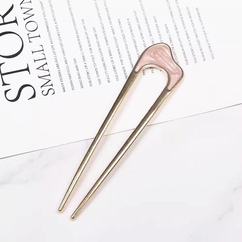 Ленивый пучок, заколка U-образной формы и инструмент для прически