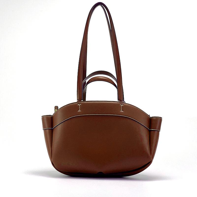 Tote Bag Trend Style Fashion Comfortable Handbag Lamp Luxury Brand Design Shoulder Bag Cowhide Large Capacity Pleated Skirt